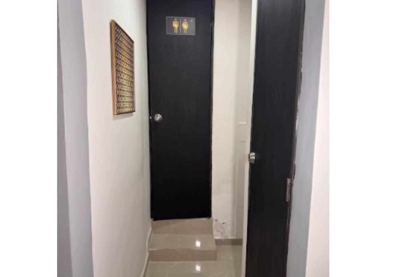 International Hotel Меделин Екстериор снимка